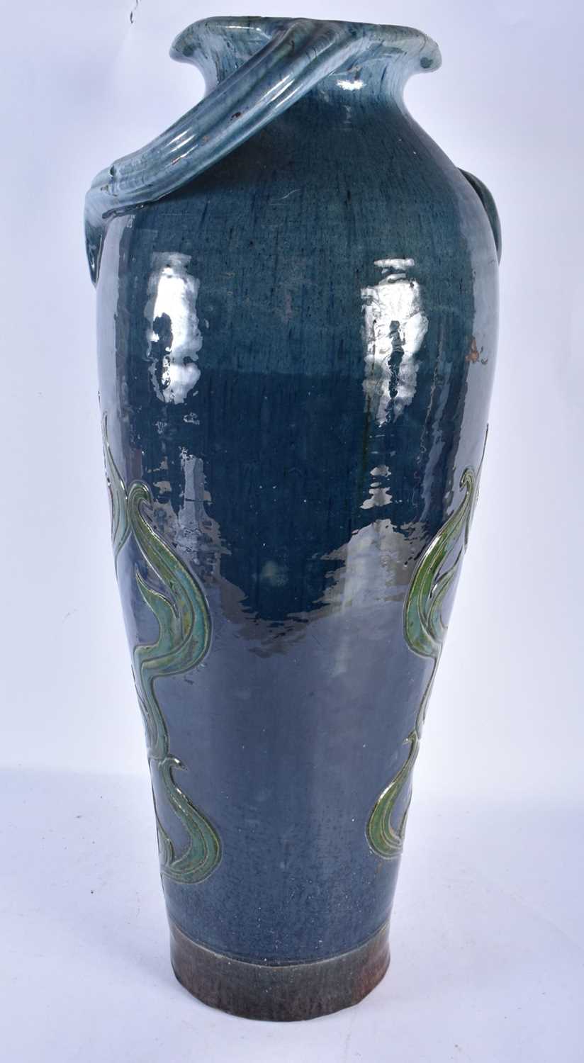 A VERY LARGE ART NOUVEAU PAINTED POTTERY FLOOR VASE Attributed to Brannam. 60 cm x 18cm. - Image 2 of 5