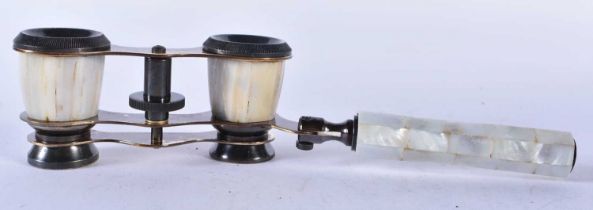 A PAIR OF MOTHER OF PEARL OPERA GLASSES. 18cm wide extended.