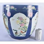 A LARGE 19TH CENTURY CHINESE FAMILLE VERTE PORCELAIN JARDINIERE Qing. 34 cm x 38 cm.