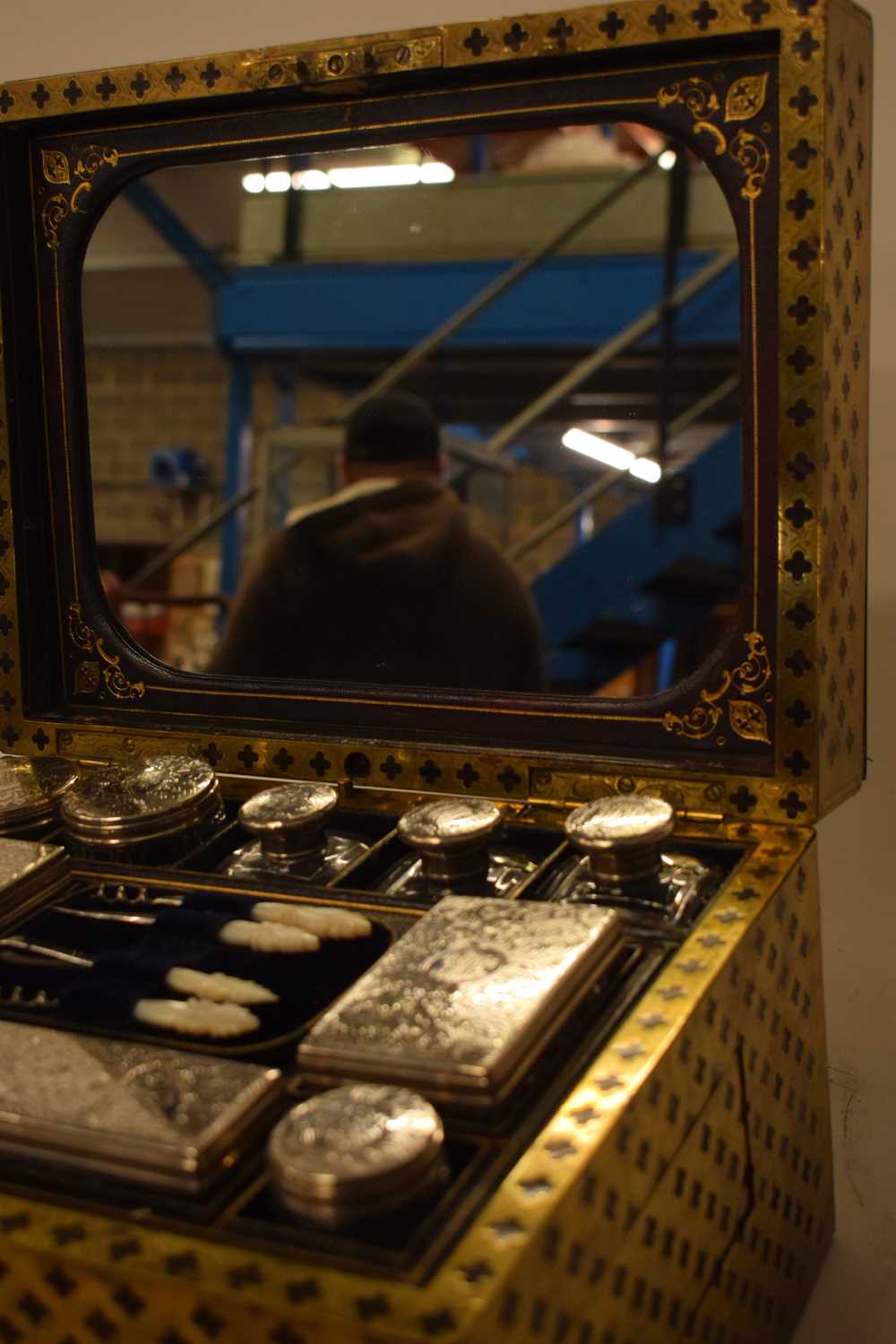 A FINE EARLY 19TH CENTURY FRENCH BRONZE OVERLAID WOOD CASKET with fully fitted silver interior, - Image 22 of 23