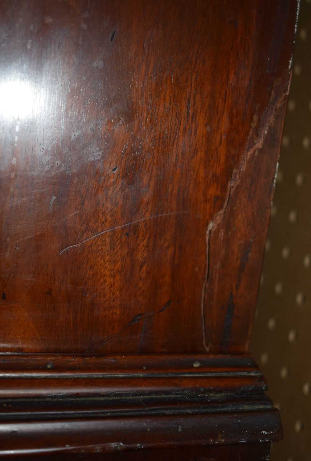 A Georgian Mahogany Secretaire glazed bookcase 230 x 115 x 55 cm. - Image 8 of 16