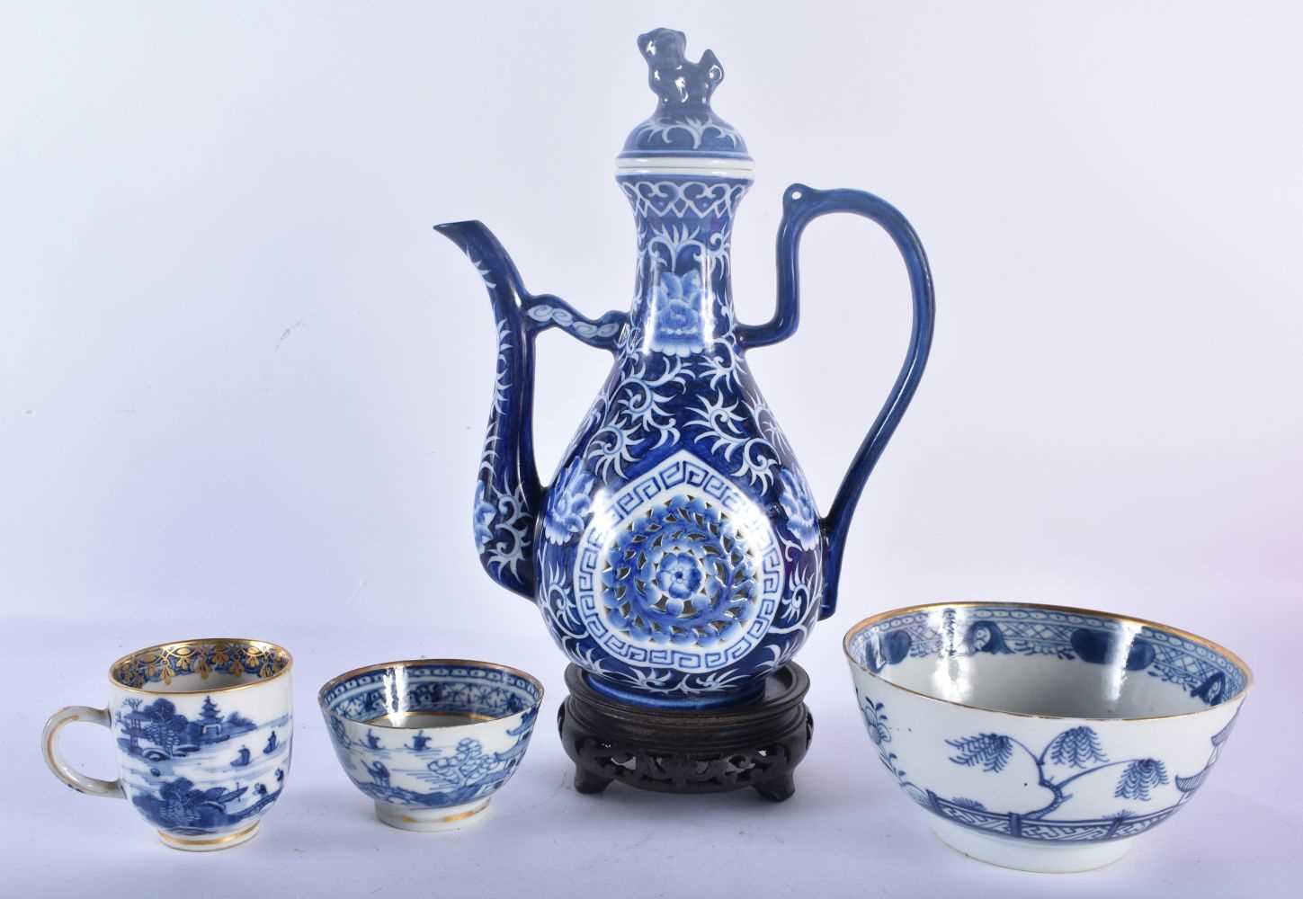 AN 18TH CENTURY CHINESE EXPORT BLUE AND WHITE PORCELAIN BOWL Qianlong, together with a teabowl,