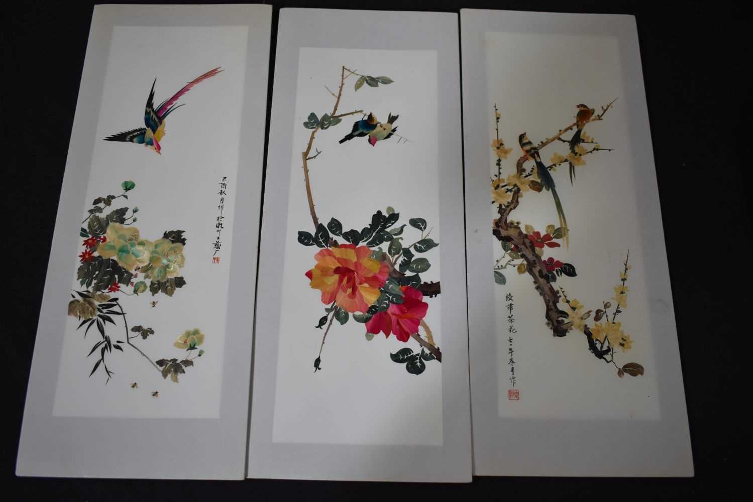 A group of Chinese watercolours and mixed media pictures of figures and birds - Image 3 of 38