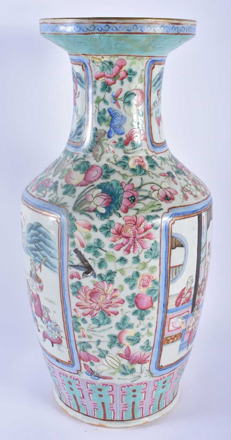 A LARGE 19TH CENTURY CHINESE FAMILLE ROSE PORCELAIN VASE Qing, painted with figures within - Image 4 of 6