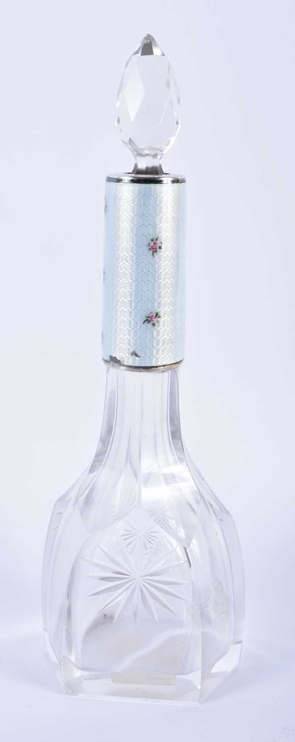 A LARGE ART DECO SILVER AND ENAMEL SCENT BOTTLE AND STOPPER together with an enamelled box and cover - Image 3 of 7
