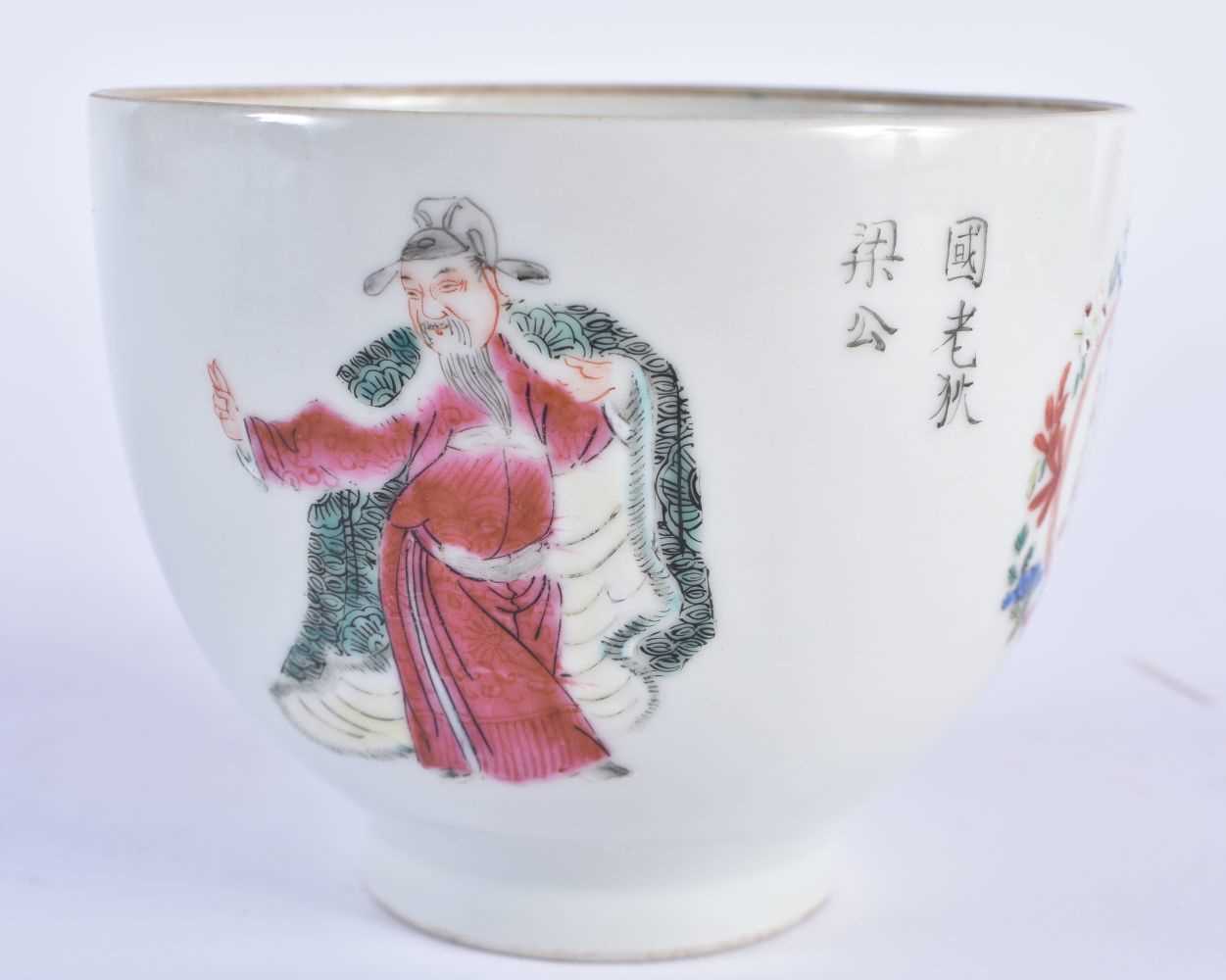 AN EARLY 20TH CENTURY CHINESE FAMILLE ROSE PORCELAIN BOWL Late Qing/Republic. 10 cm x 8 cm. - Image 3 of 5