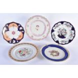 FOUR EARLY 19TH CENTURY CHAMBERLAINS WORCESTER PLATES together with a Graingers Worcester plate,