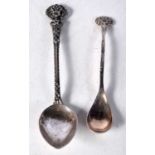 A Russian Silver Spoon Marked 916 together with a smaller Silver Plate Spoon. Largest 13.7cm x 3 cm,