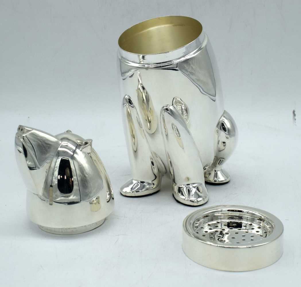 A silver plated Polar bear cocktail shaker 26cm. - Image 5 of 8