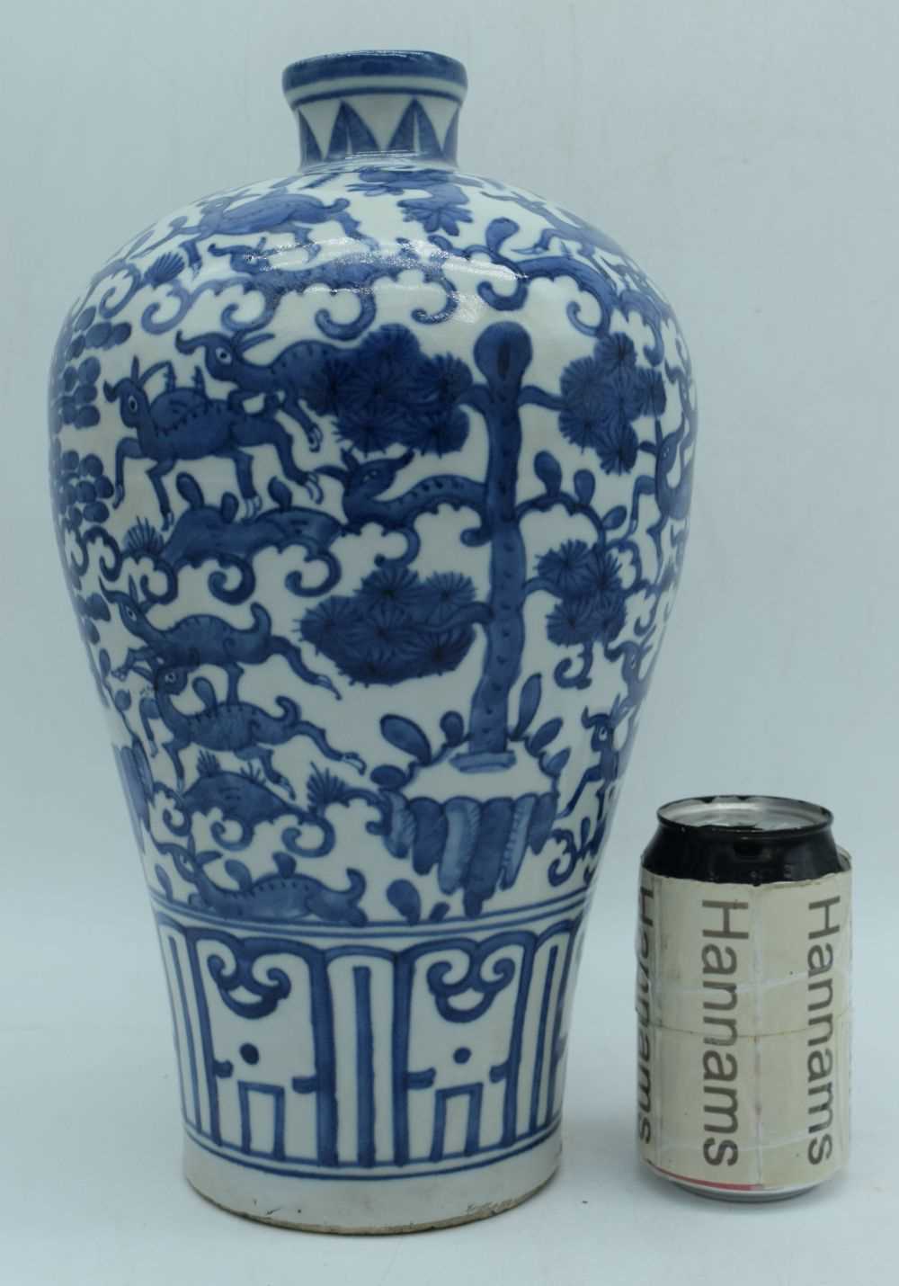 A Chinese porcelain blue and white Meiping vase decorated with animals 35 cm. - Image 2 of 6