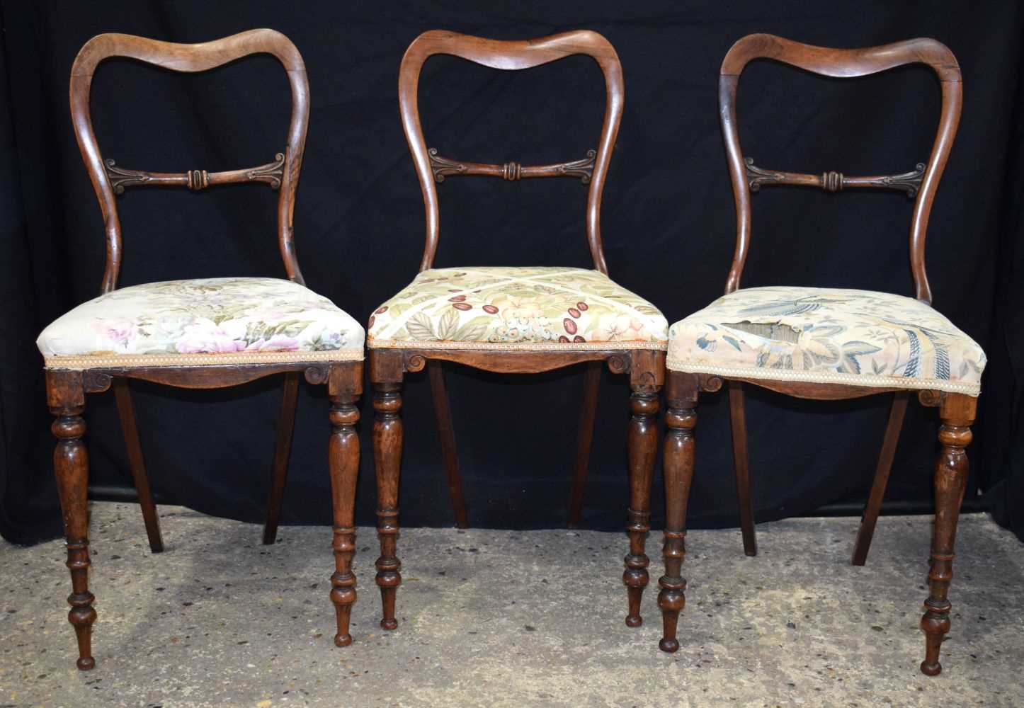 Three antique upholstered chairs 84 cm.(3) - Image 2 of 10