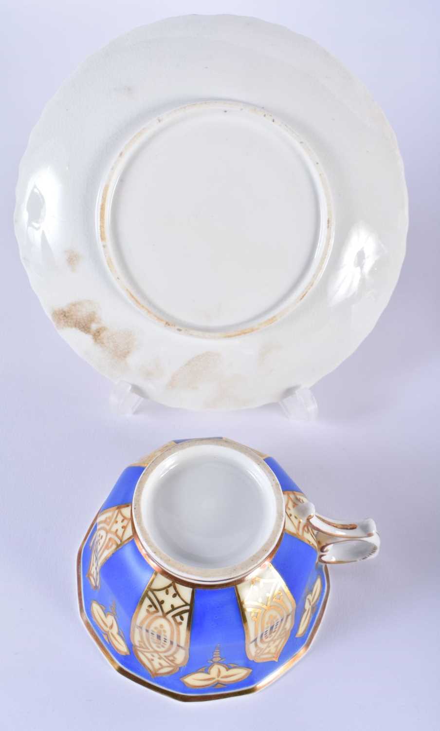 A COLLECTION OF EARLY 19TH CENTURY ENGLISH PORCELAIN TEAWARES in various forms and sizes. Largest 14 - Image 3 of 47