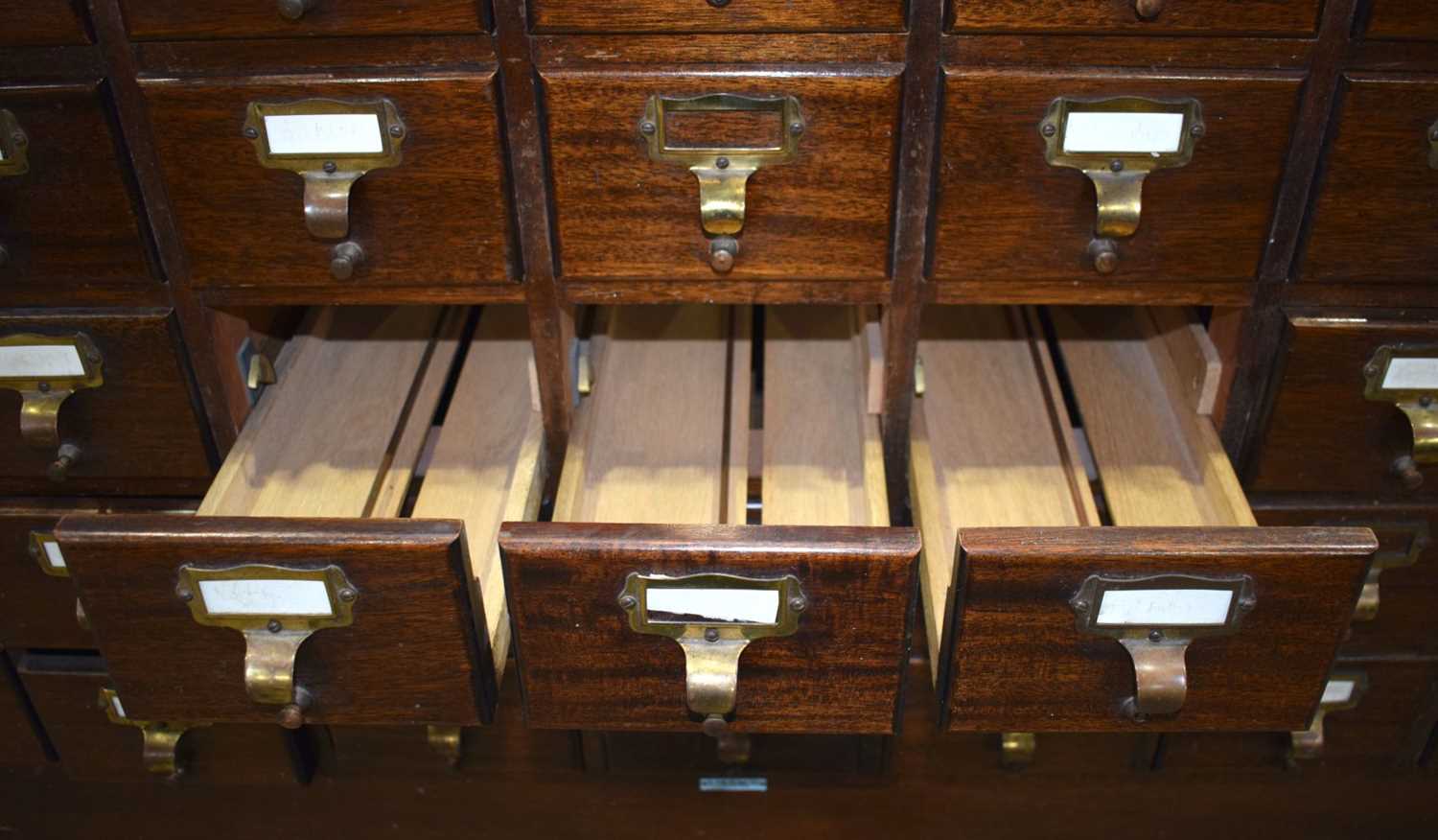 A Libraco Mahogany veneered Haberdashery cabinet 138 x 114 x 57 cm - Image 4 of 20