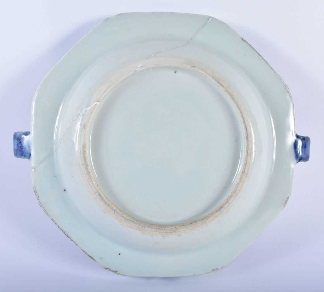 AN 18TH CENTURY CHINESE CAFE AU LAIT PORCELAIN TEABOWL AND SAUCER Yongzheng/Qianlong, together - Image 5 of 10