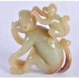 A CHINESE CARVED JADE MONKEY GROUP 20th Century. 75.2 grams. 6.25cm x 5.5 cm.