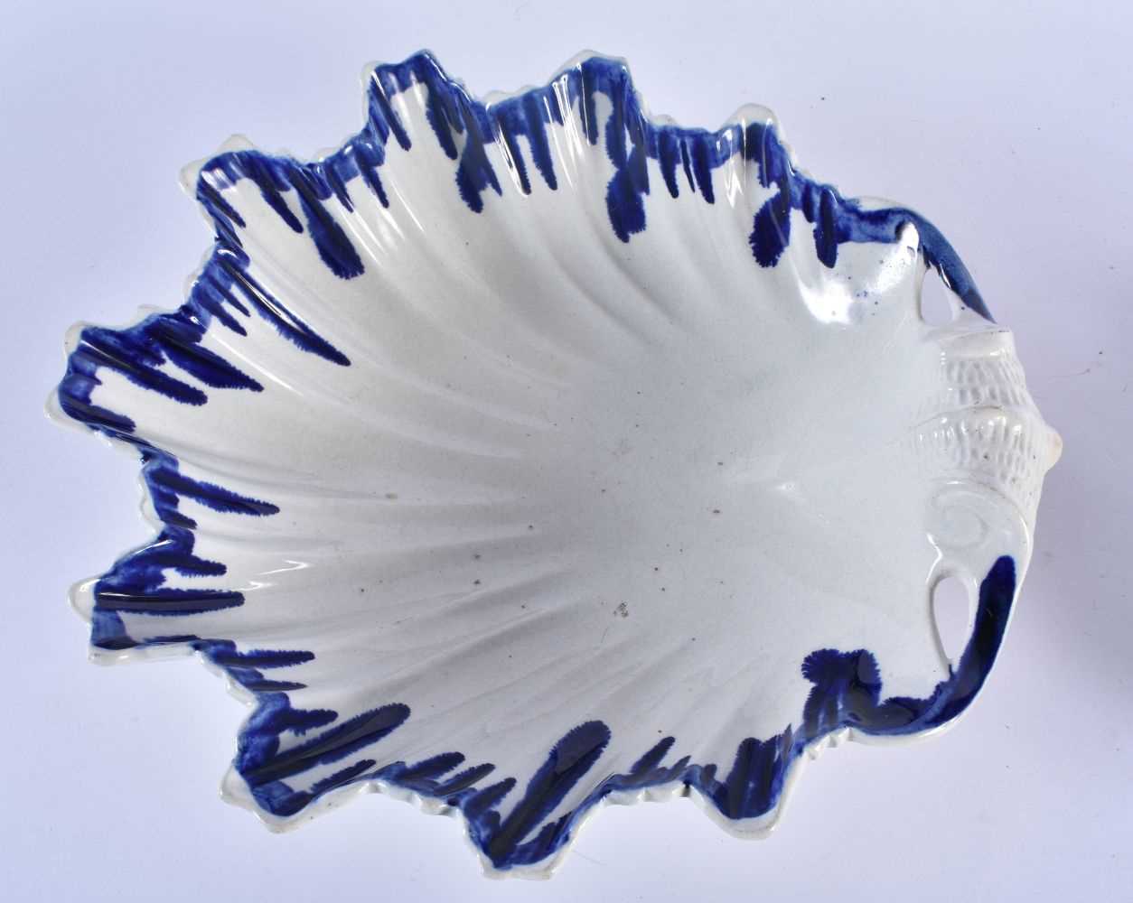 18th century large pearlware shell shaped dish with dripped blue border, two tea canisters, one with - Image 3 of 8