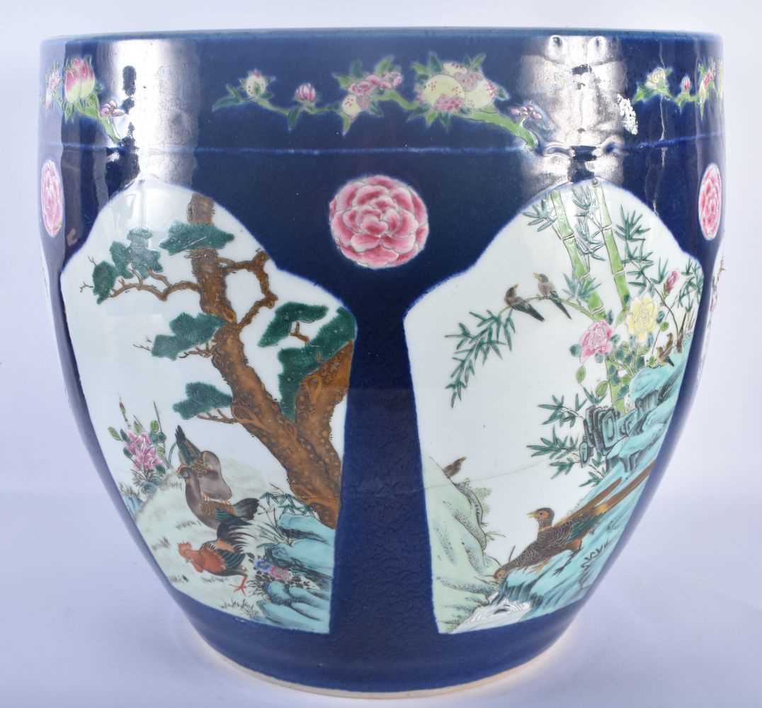 A LARGE 19TH CENTURY CHINESE FAMILLE VERTE PORCELAIN JARDINIERE Qing. 34 cm x 38 cm. - Image 3 of 5