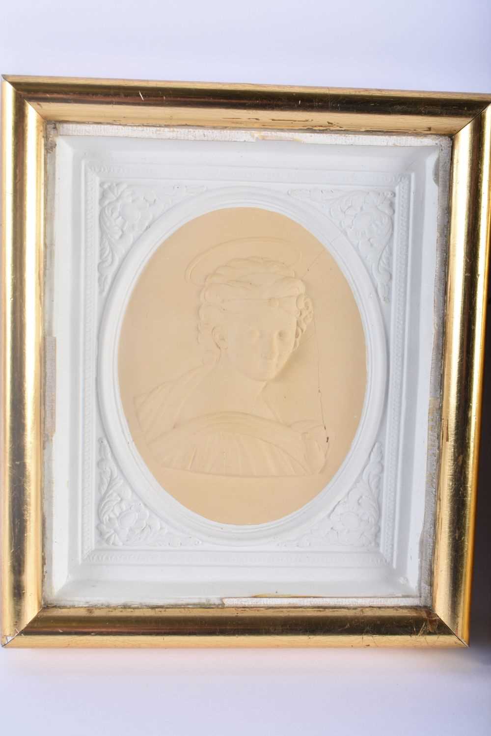 A PAIR OF 19TH CENTURY PLASTER COUNTY HOUSE CLASSICAL PORTRAIT PANELS within giltwood frames. 24 - Image 2 of 4