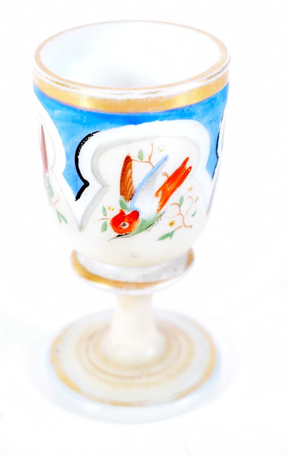 A set of Opaline hand painted glass toasting glasses and jug 18cm (4). - Image 4 of 8