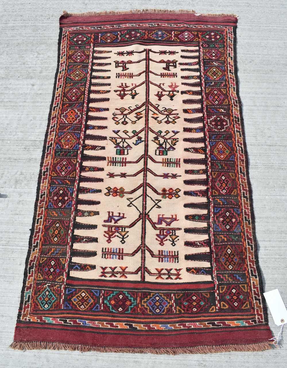 An Iranian Kalim rug together with a French Tapestry 161 x 88 cm (2) - Image 7 of 22