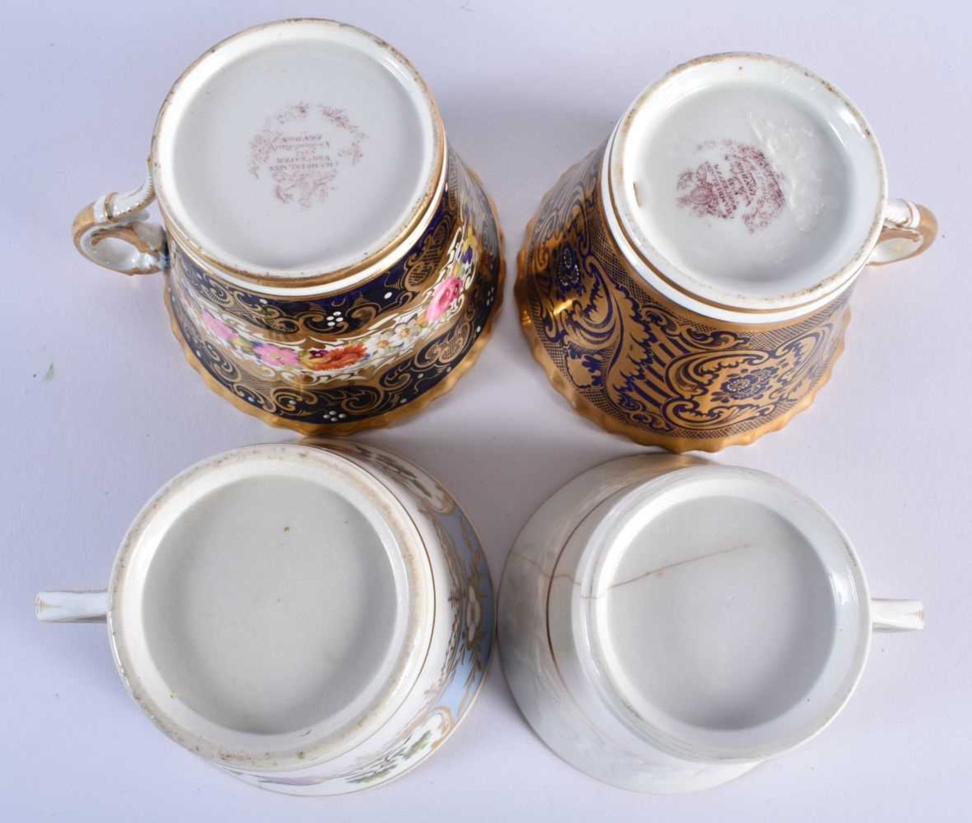 FOUR EARLY 19TH CENTURY LARGE CHAMBERLAINS WORCESTER COFFEE CUPS of varying designs. Largest 8 cm - Image 5 of 24