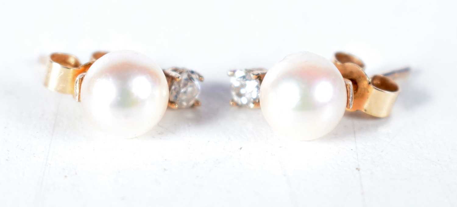 A Cased Pair of Diamond and Pearl Earrings. 1.1cm x 0.7cm, weight 2.1g - Image 3 of 3