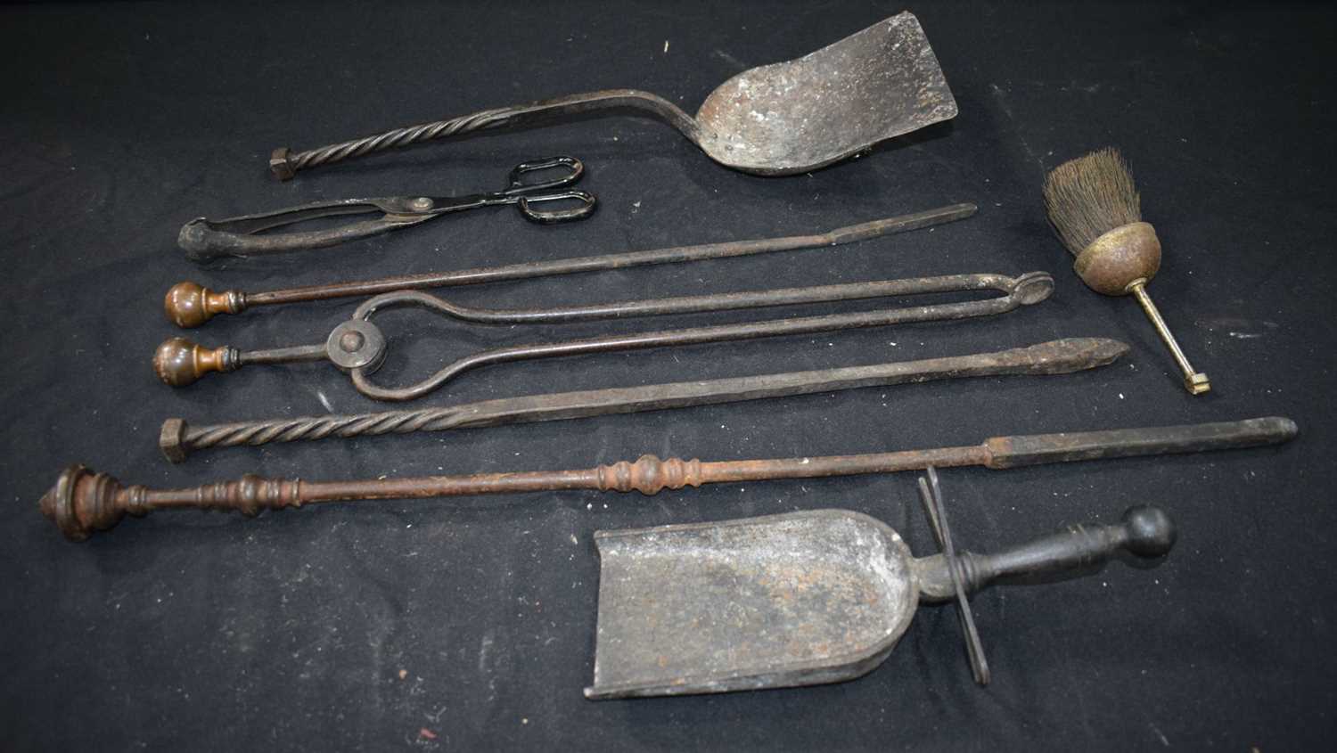 A large collection of Vintage Fireside Implements, Irons, Coal buckets,Bellows etc (Qty) - Image 6 of 12