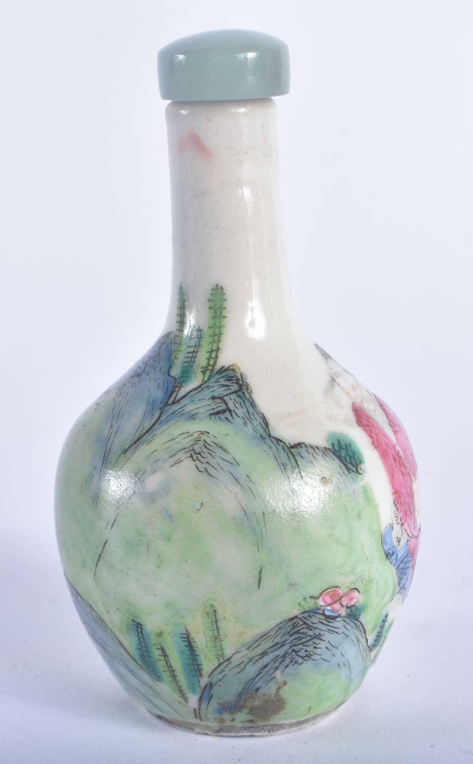 A 19TH CENTURY CHINESE FAMILLE ROSE PORCELAIN BULBOUS SNUFF BOTTLE AND STOPPER Qing, painted with