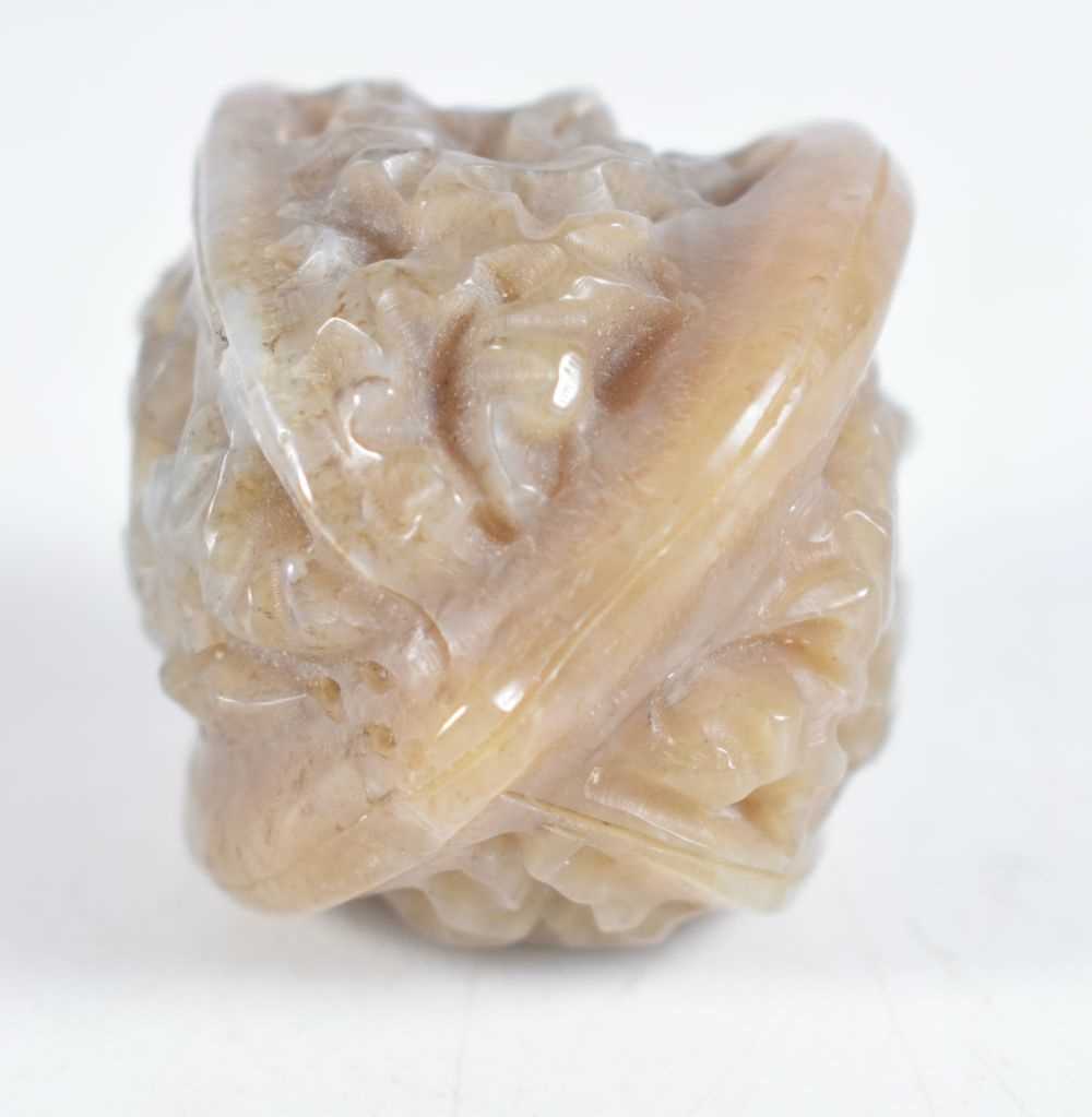 A Chinese Carved Jade Walnut. 3.6 cm x 4.1cm x 3.9cm, weight 61.7g - Image 3 of 3