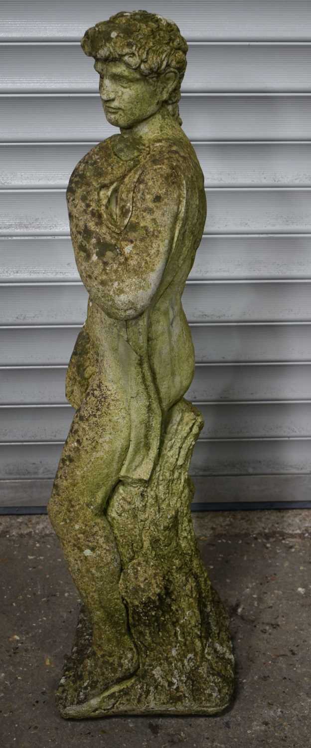 A Composite stone figure of Michelangelo's statue of David 116 x 33 cm - Image 4 of 8