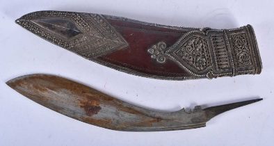 A 19TH CENTURY MIDDLE EASTERN INDIAN SILVER MOUNTED LEATHER CASED KNIFE. 35 cm long.