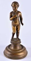 AN EARLY 20TH CENTURY EUROPEAN BRONZE FIGURE OF NUDE modelled upon a circular base. 17 cm high.