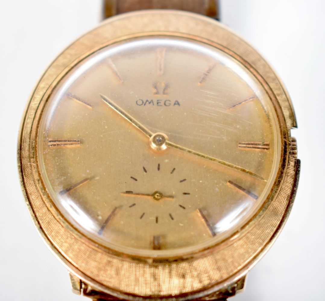 A Vintage 14 Carat Gold Cased Omega Watch with Expanding Strap. Dial 3.3 cm incl crown. Running - Image 2 of 4