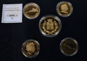 A collection of commemorative coins, copper and gold plate (5)