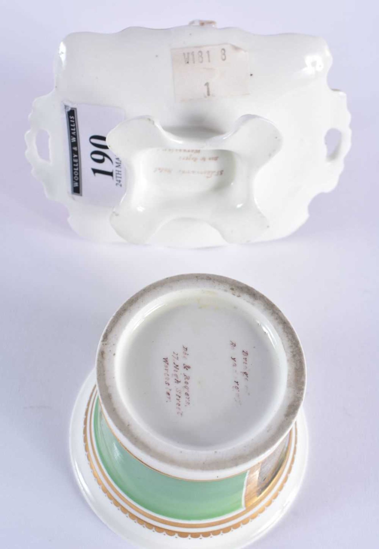 TWO EARLY 19TH CENTURY DOE & ROGERS WORCESTER PORCELAIN WARES formed as an inkwell and pink - Image 4 of 15