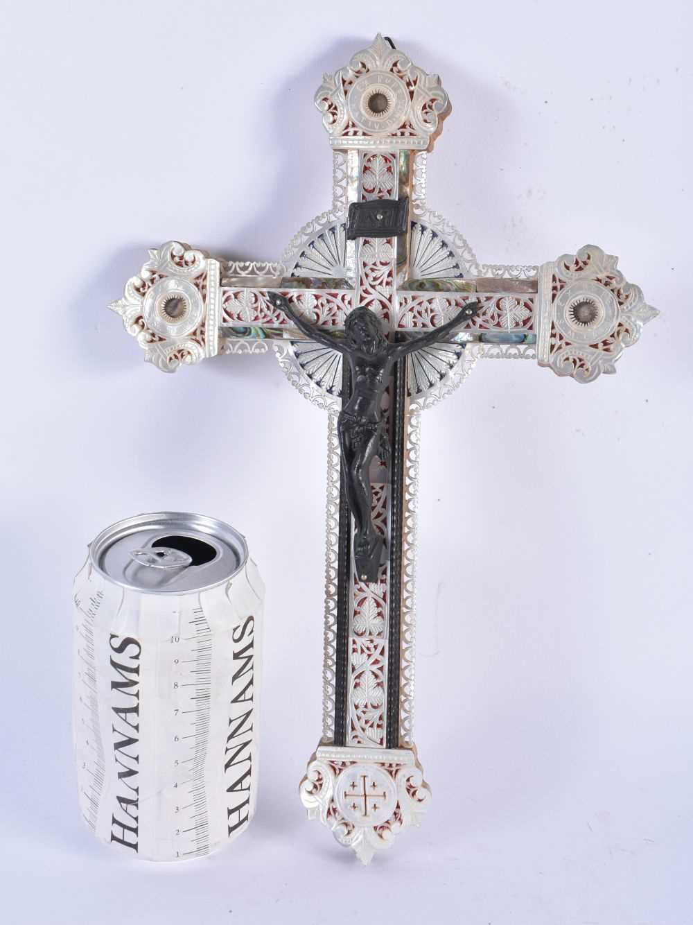 AN ANTIQUE MOTHER OF PEARL AND ABALONE SHELL CORPUS CHRISTI CRUCIFIX. 32 cm x 16 cm.