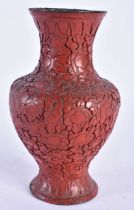 A 19TH CENTURY CHINESE CARVED CINNABAR LACQUER VASE Qing. 16 cm high