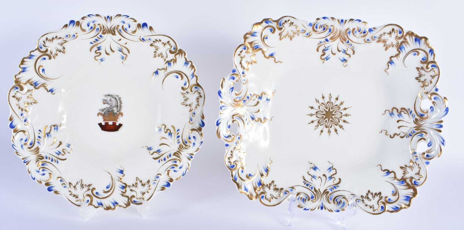 A COLLECTION OF 19TH CENTURY ENGLISH PORCELAIN PLATES in various forms and sizes. Largest 26.5 cm - Image 2 of 11