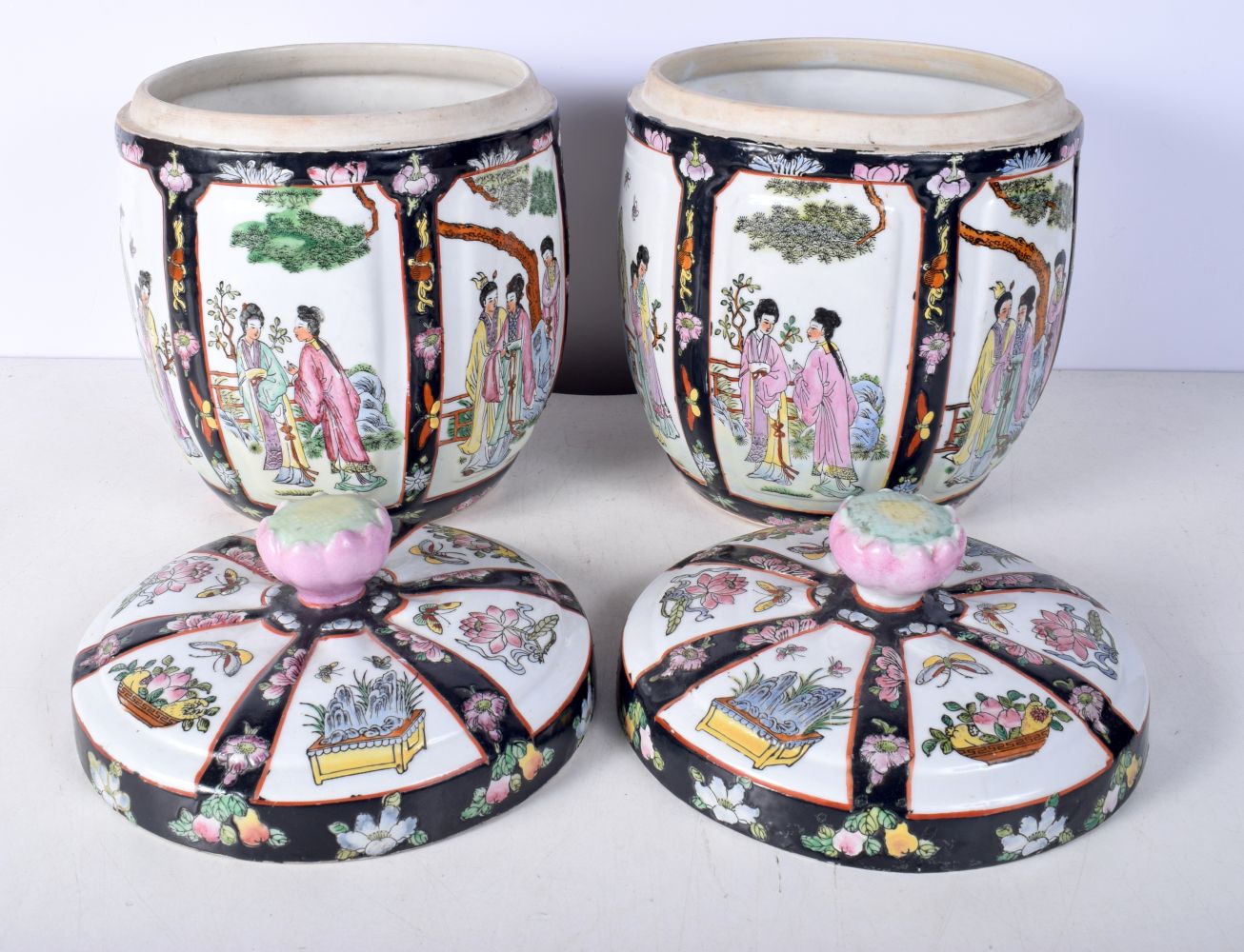 A pair of Chinese porcelain polychrome lidded jars decorated with figures in panels 28cm (2). - Image 8 of 10