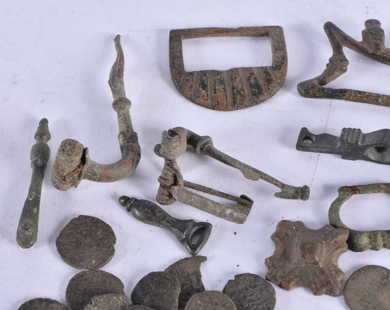 A Large Quantity of Bronze Metal Detector Finds (qty) - Image 2 of 4