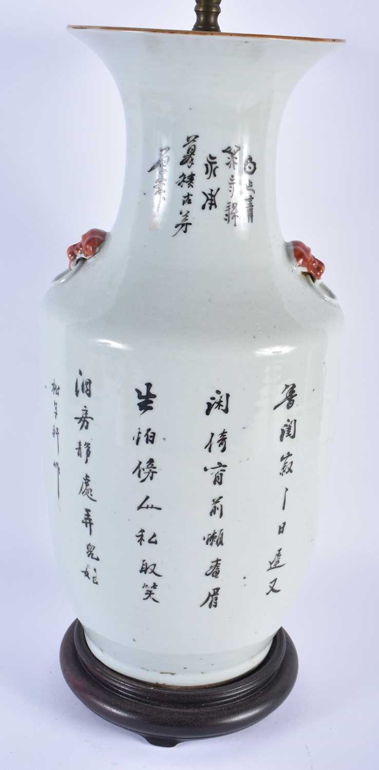 A LARGE EARLY 20TH CENTURY CHINESE FAMILLE ROSE PORCELAIN LAMP Late Qing/Republic. 54 cm high. - Image 4 of 6