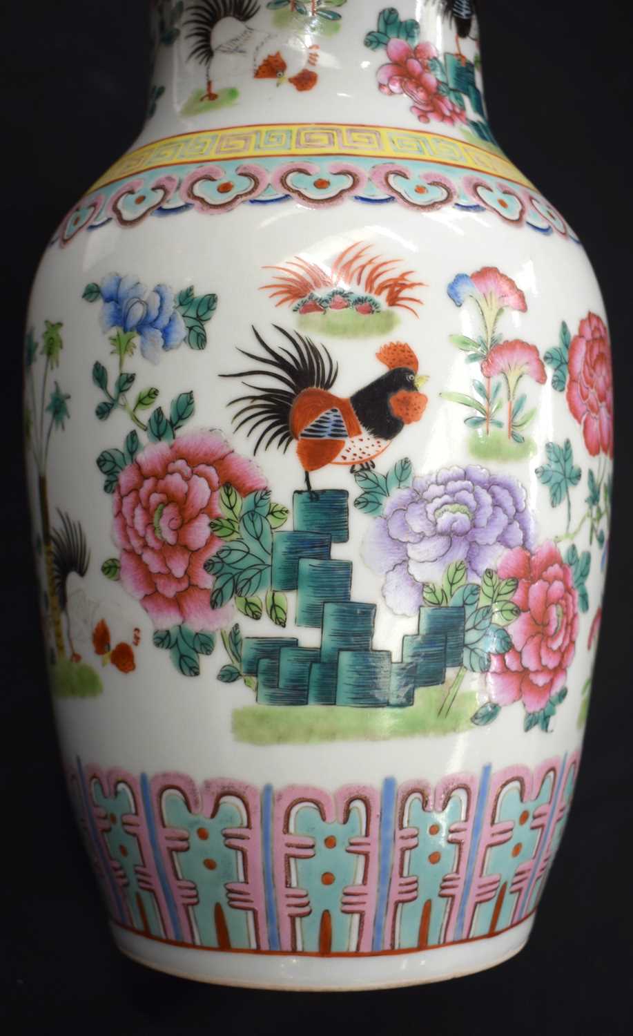 AN EARLY 20TH CENTURY CHINESE FAMILLE ROSE PORCELAIN FOWL VASE Late Qing/Republic. 35 cm x 18cm. - Image 13 of 13