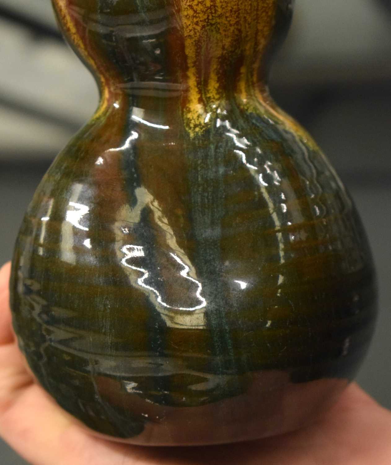 A VERY RARE LINTHORPE ART POTTERY JAPANESE STYLE SAKI BOTTLE designed by Dr Christopher Dresser. - Image 11 of 17