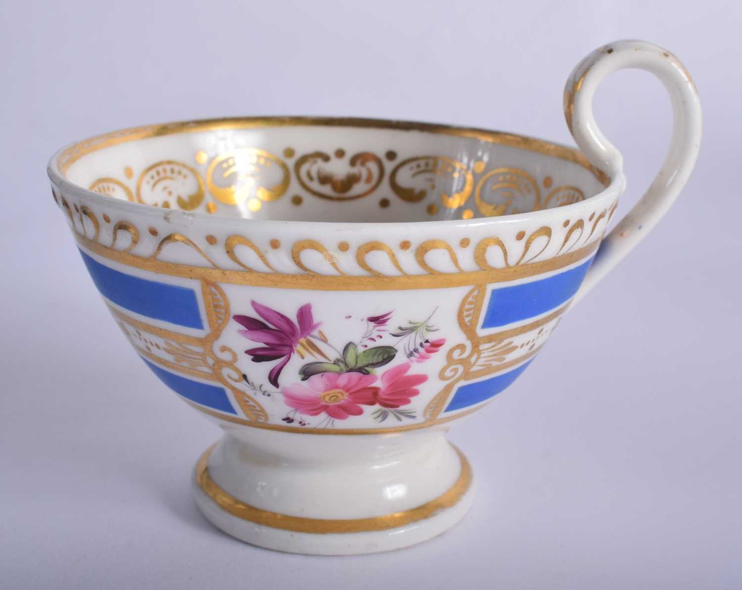 A Mid 19th Century English Tea Service comprising - 7 tea cups, 8 coffee cups, 16 saucers, tea - Image 62 of 91