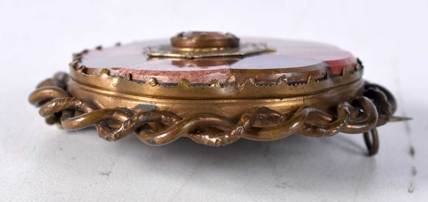 A Victorian Scottish Agate Brooch set with a centre gemstone. 5.6 cm diameter, weight 27.1g - Image 3 of 3