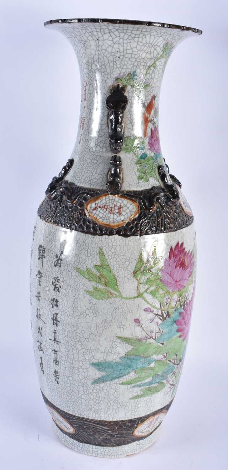 A VERY LARGE 19TH CENTURY CHINESE CRACKLE GLAZED PORCELAIN VASE Qing, painted with birds and bold - Image 4 of 6