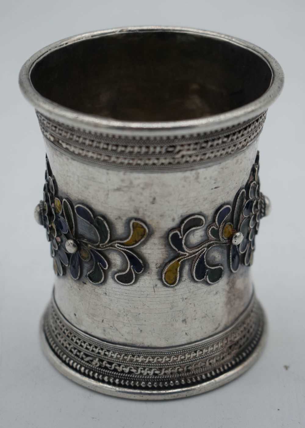 AN UNUSUAL 19TH CENTURY CONTINENTAL SILVER AND ENAMEL ARM BANGLE possibly Russian. 153 grams. 9 cm x - Image 2 of 4