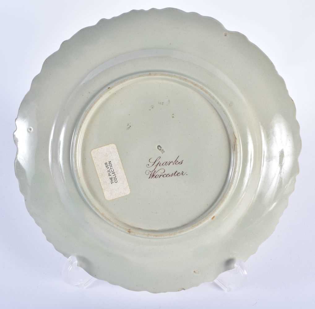 A RARE 19TH CENTURY SPARKS WORCESTER LEAF MOULDED CELADON PLATE of scrolling organic form. 22 cm - Image 4 of 4