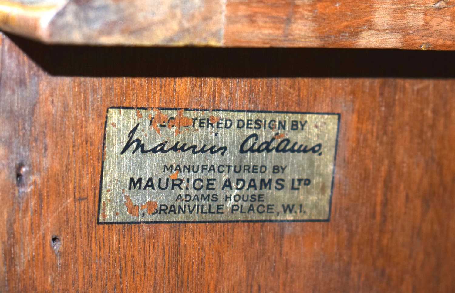 A Maurice Adams Burr Walnut veneered Queen Alexandra Dress table with triple folding bevelled - Image 10 of 18