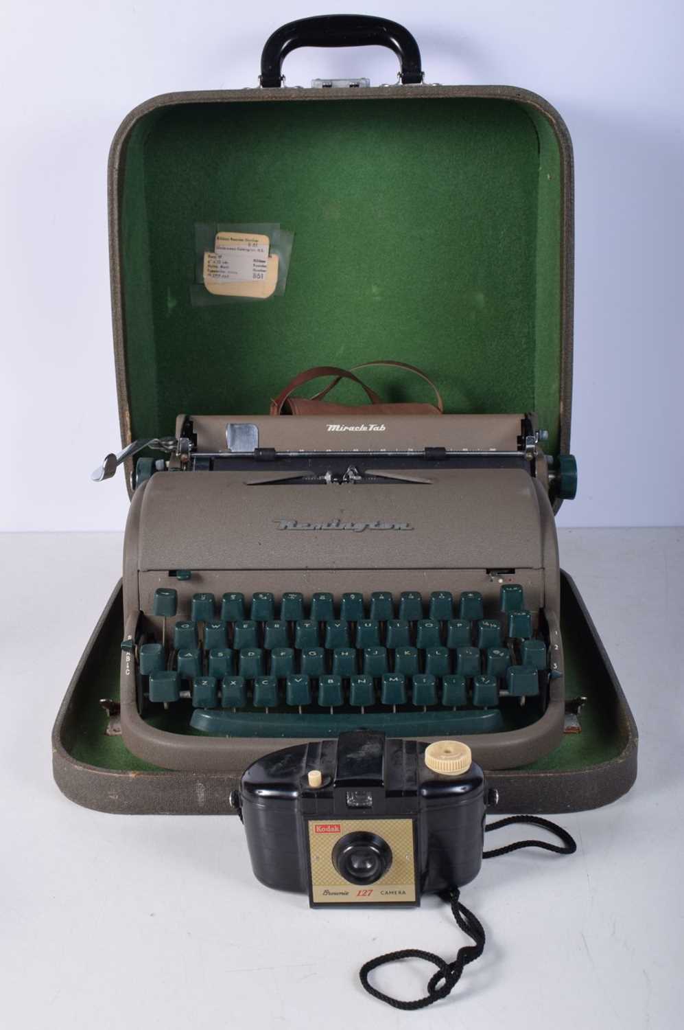 A cased Vintage Remington Miracle Tab Portable typewriter together with a Kodak Brownie 127 - Image 3 of 10